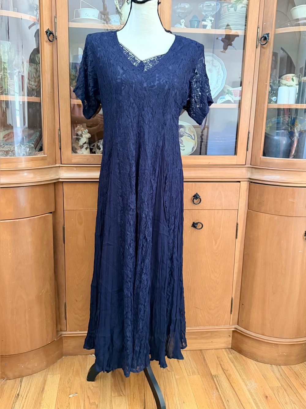 Nostalgia blue lace vneck maxi dress